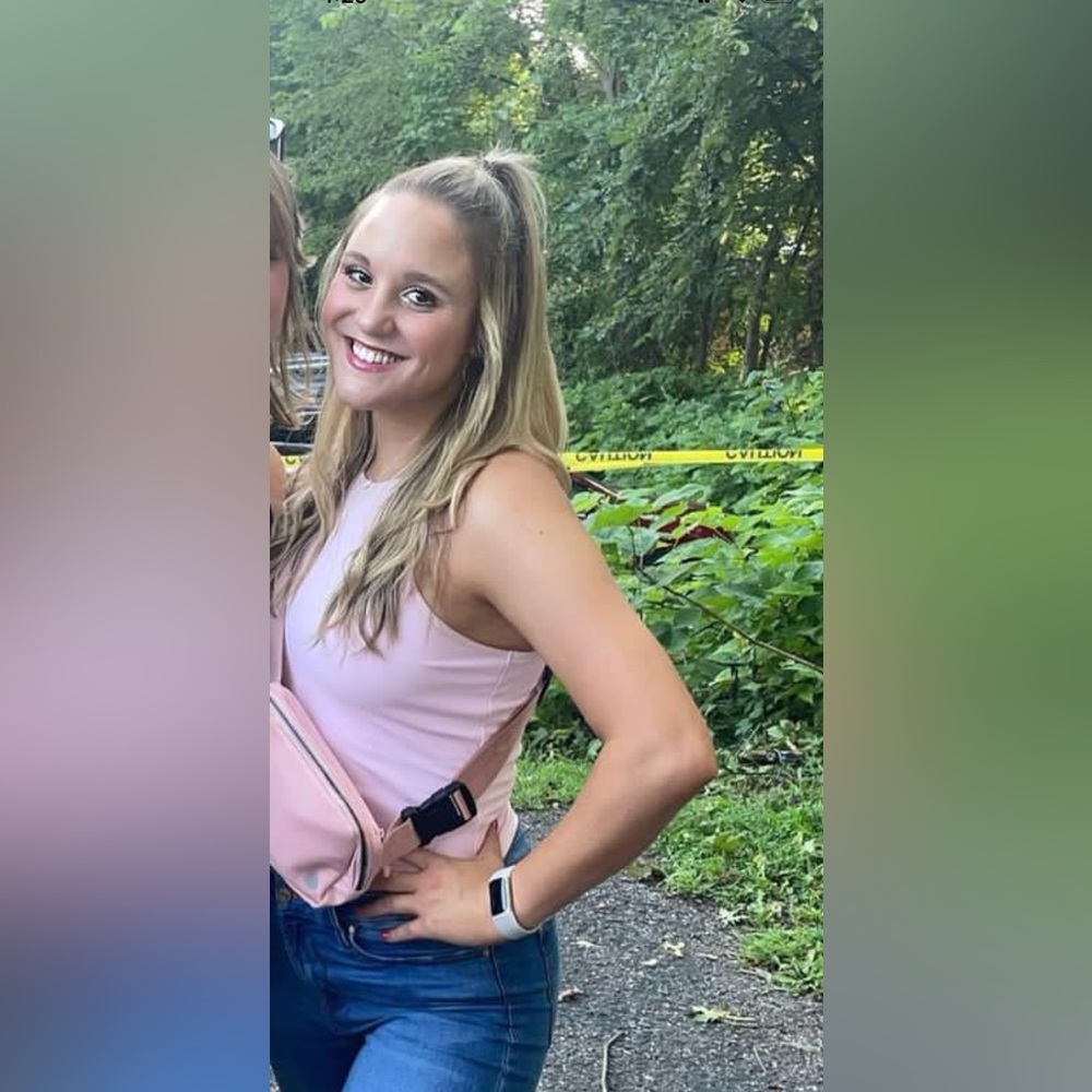 Meet your Posher, Alexandra